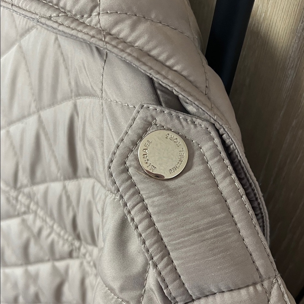 Michael Kors Quilted Utility Jacket - Taupe - Picture 4 of 5